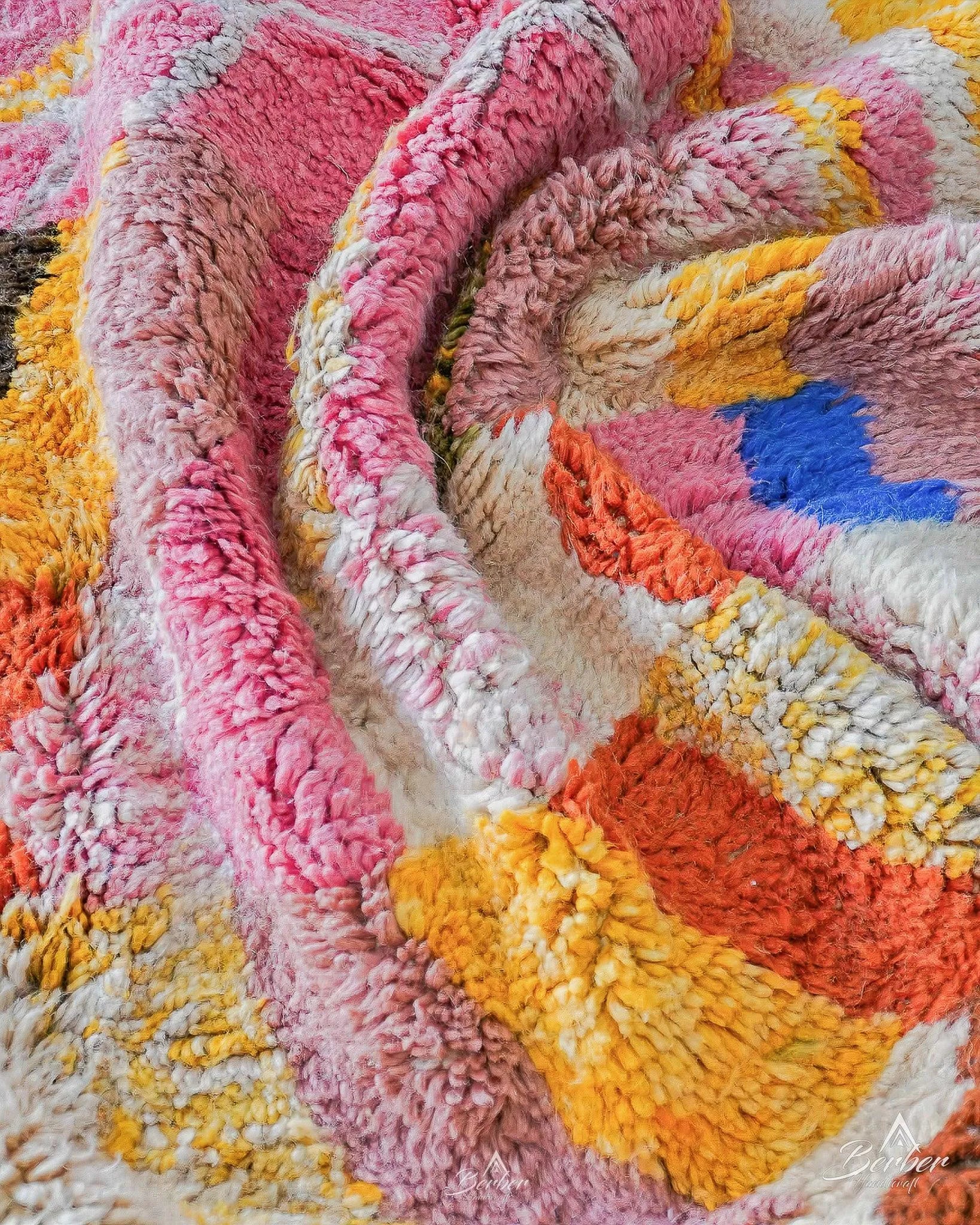 Abstract Pink Rug 3 X 5 Ft | 90 X 150 Cm / With Tassels / Short (0.4” / 1 cm)