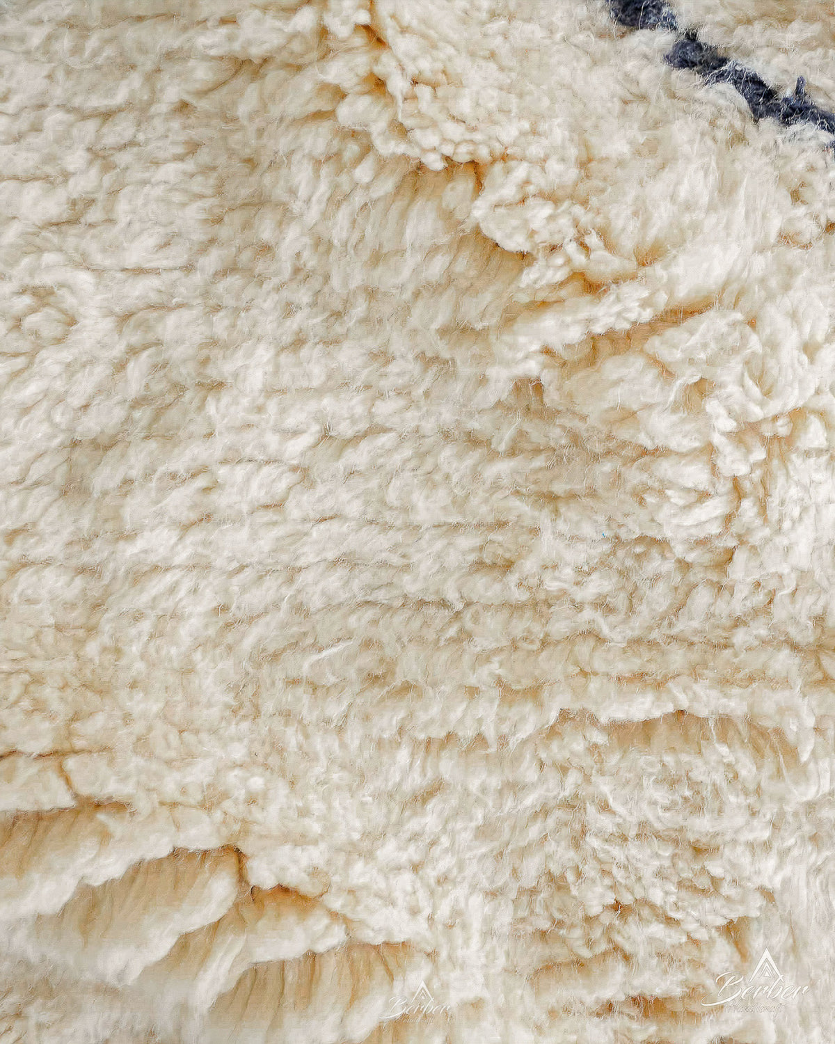 Diamond Beni Ourain Runner 2 X 6 Ft | 60 X 180 Cm / With Tassels / Short (0.4” / 1 cm)
