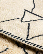 Patterned Berber Rug 3 X 5 Ft | 90 X 150 Cm / With Tassels / Short (0.4” / 1 cm)