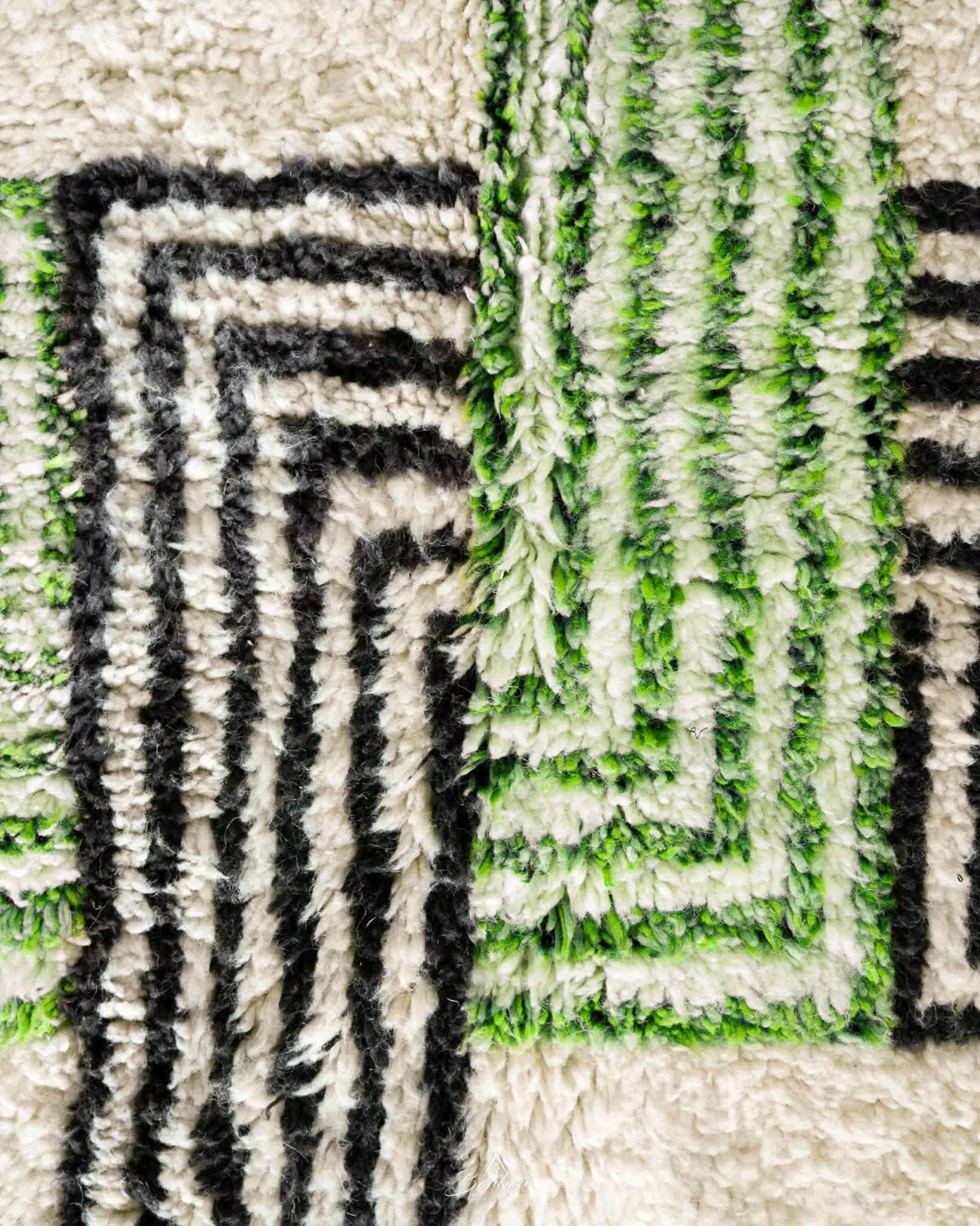 Bohemian Green Rug 3 X 5 Ft | 90 X 150 Cm / With Tassels / Short (0.4” / 1 cm)