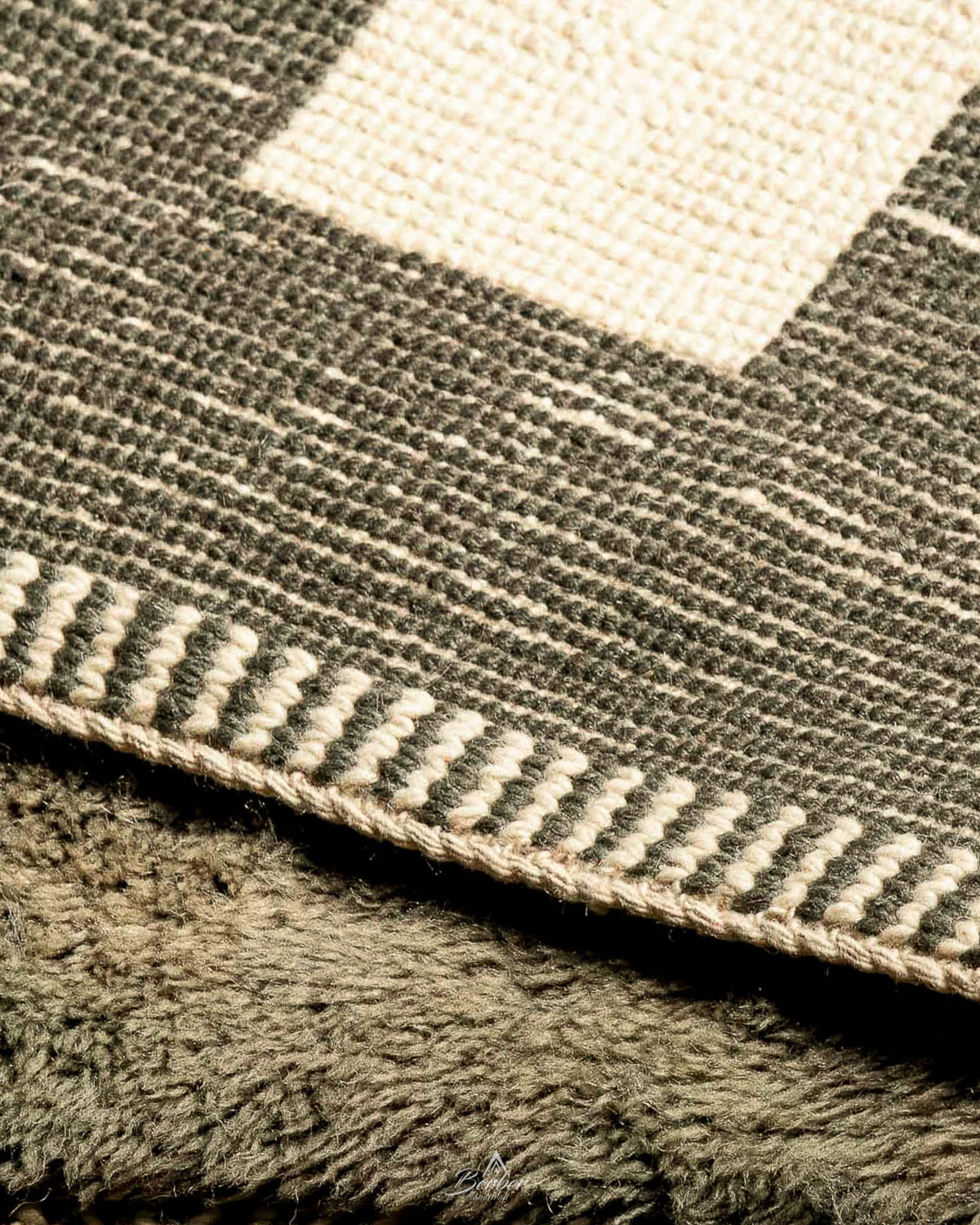 Moroccan Checkered Rug 3 X 5 Ft | 90 X 150 Cm / With Tassels / Short (0.4” / 1 cm)