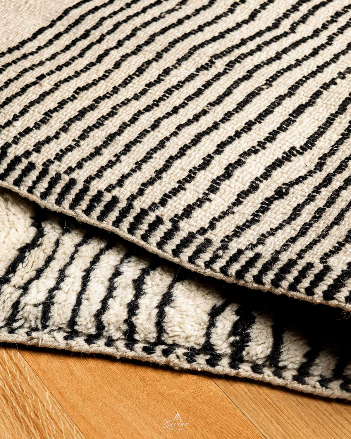 Custom Beni Ourain Rug 3 X 5 Ft | 90 X 150 Cm / With Tassels / Short (0.4” / 1 cm)