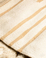 Handwoven Area Rug 3 X 5 Ft | 90 X 150 Cm / With Tassels / Short (0.4” / 1 cm)