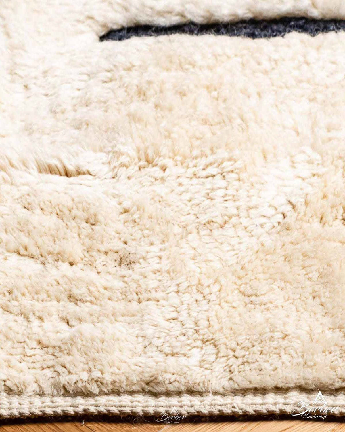 Soft Moroccan Area Rug 3 X 5 Ft | 90 X 150 Cm / With Tassels / Short (0.4” / 1 cm)