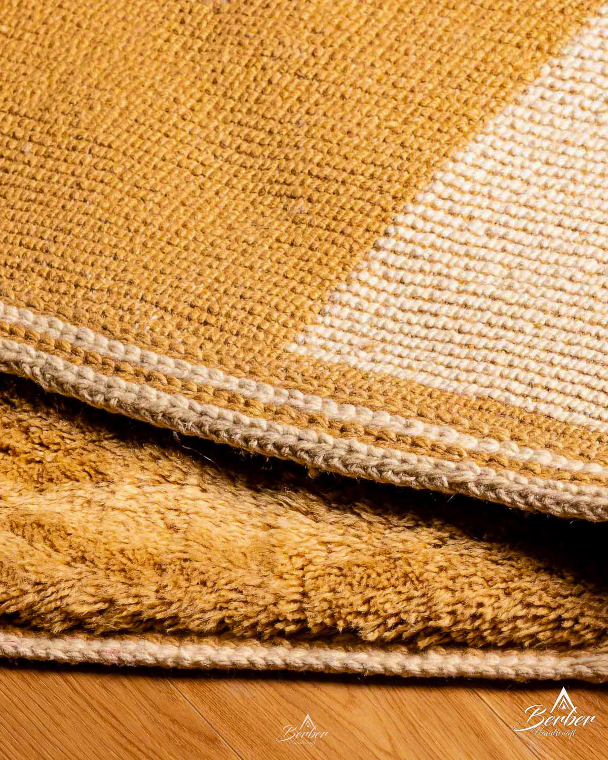 Area Wool Rug 3 X 5 Ft | 90 X 150 Cm / With Tassels / Short (0.4” / 1 cm)