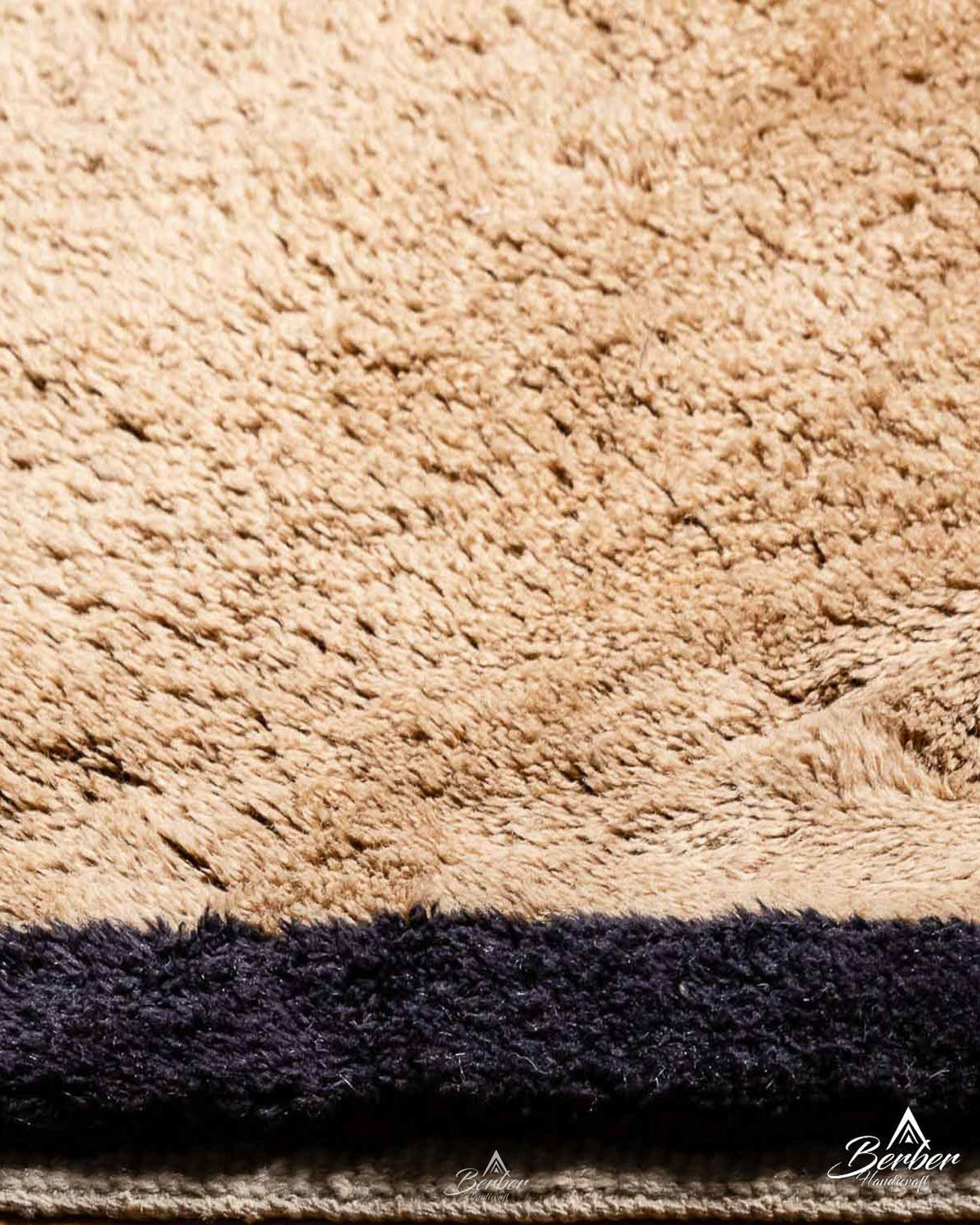 Moroccan Berber Rug 3 X 5 Ft | 90 X 150 Cm / With Tassels / Short (0.4” / 1 cm)