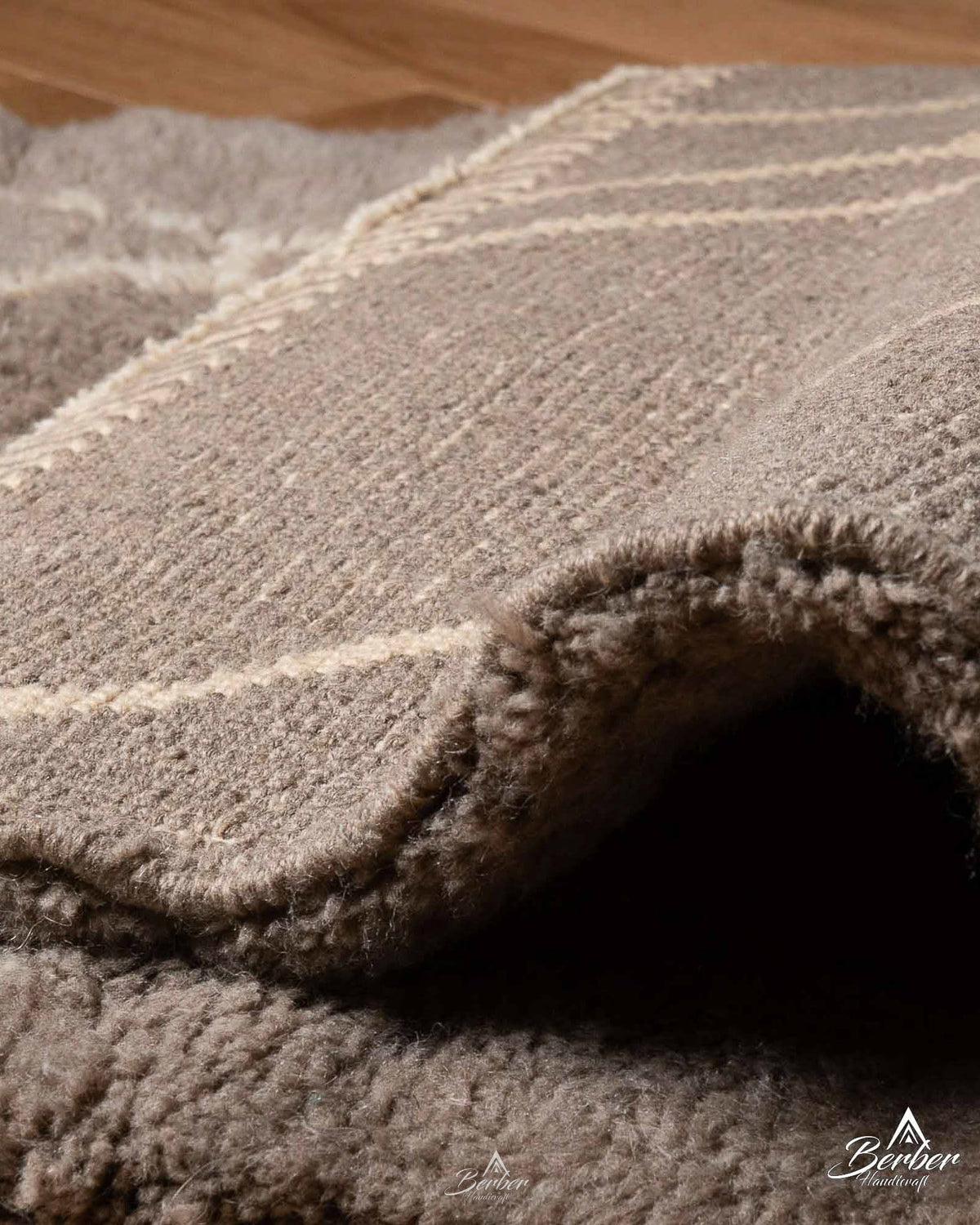 Brown Wool Runner Rug 2 X 6 Ft | 60 X 180 Cm / With Tassels / Short (0.4” / 1 cm)