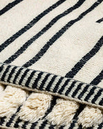 Minimalist Beni Ourain Rug 3 X 5 Ft | 90 X 150 Cm / With Tassels / Short (0.4” / 1 cm)