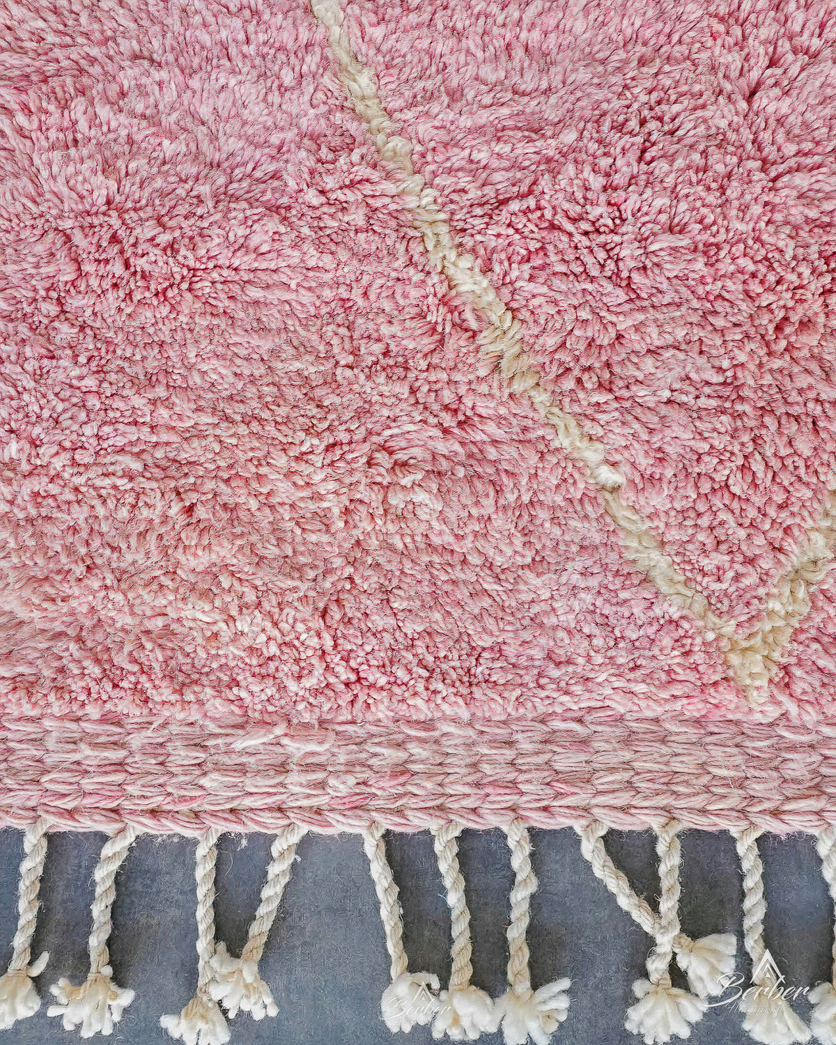 Pink Beni Rug 3 X 5 Ft | 90 X 150 Cm / With Tassels / Short (0.4” / 1 cm)