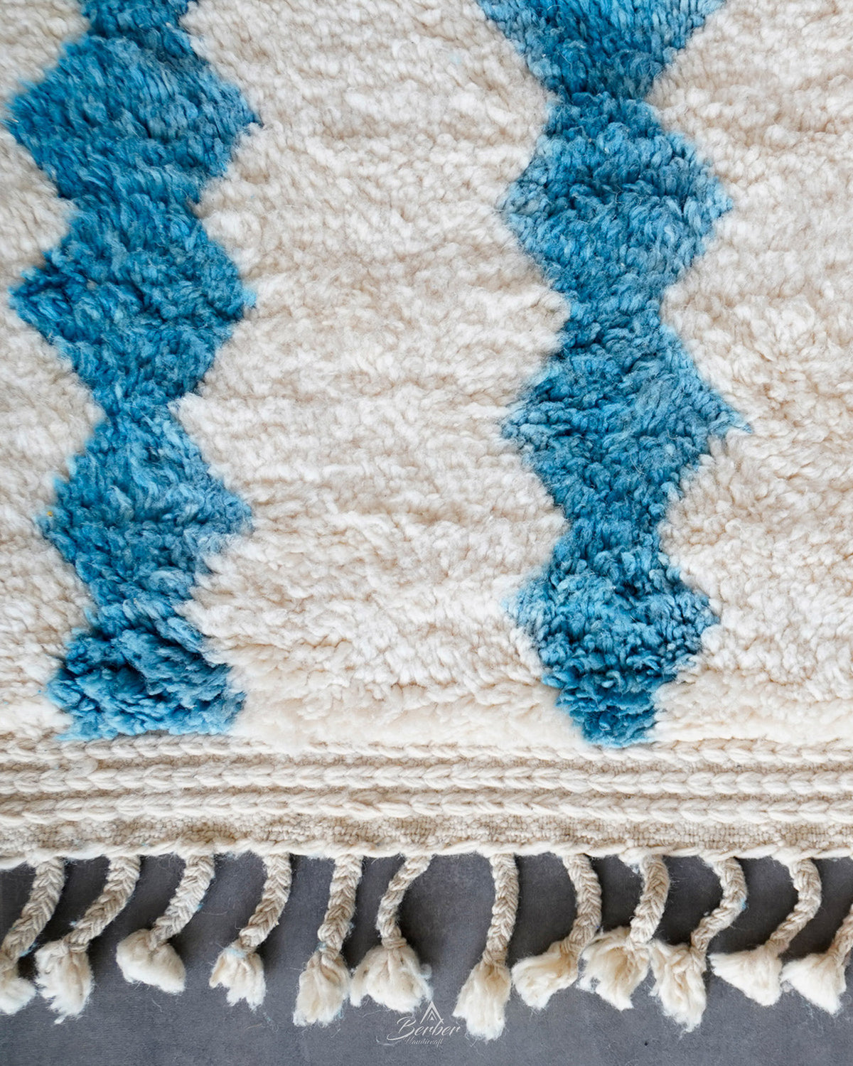 Blue White Azilal Rug 3 X 5 Ft | 90 X 150 Cm / With Tassels / Short (0.4” / 1 cm)