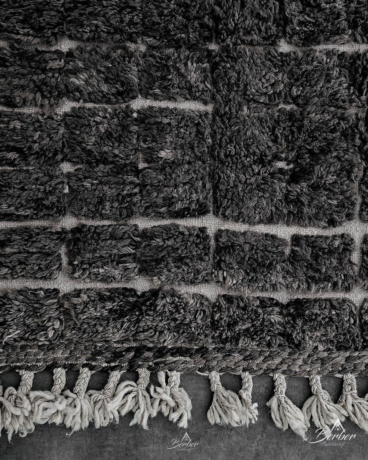Black Berber Rug 3 X 5 Ft | 90 X 150 Cm / With Tassels / Short (0.4” / 1 cm)