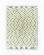 White and Green Zigzag Rug 3 X 5 Ft | 90 X 150 Cm / With Tassels / Short (0.4” / 1 cm)