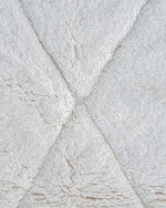 Off White Runner 2 X 6 Ft | 60 X 180 Cm / With Tassels / Short (0.4” / 1 cm)