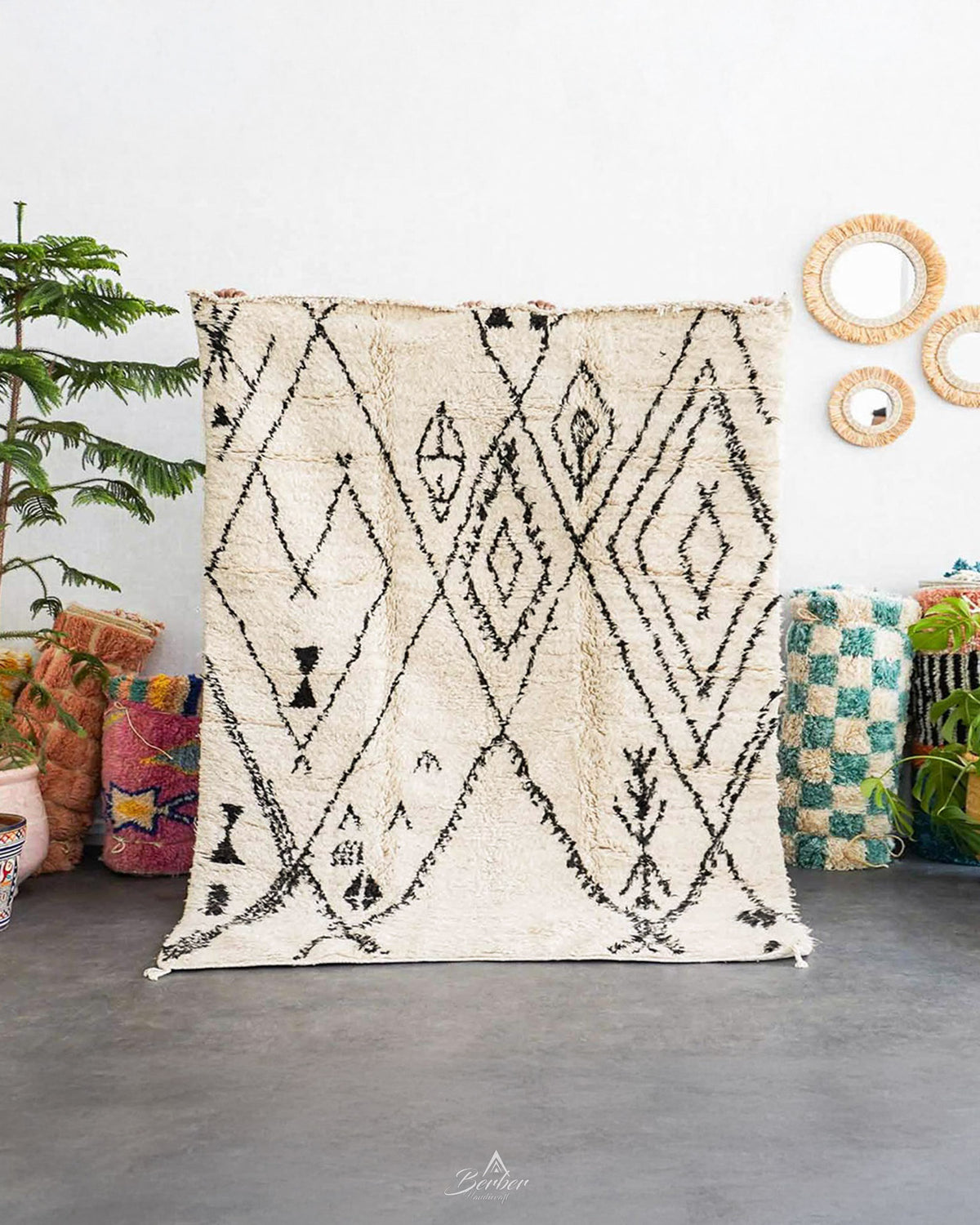 Small to Large Beni Ourain Rug 3 X 5 Ft | 90 X 150 Cm / With Tassels / Short (0.4” / 1 cm)