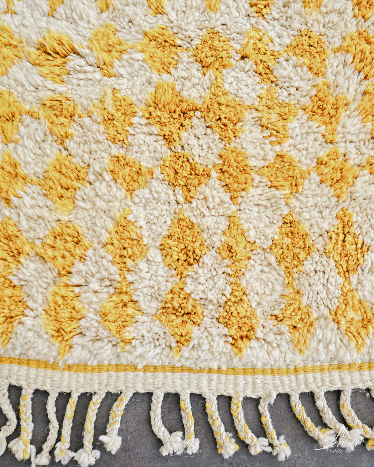 Yellow Checkered Moroccan Rug 3 X 5 Ft | 90 X 150 Cm / With Tassels / Short (0.4” / 1 cm)