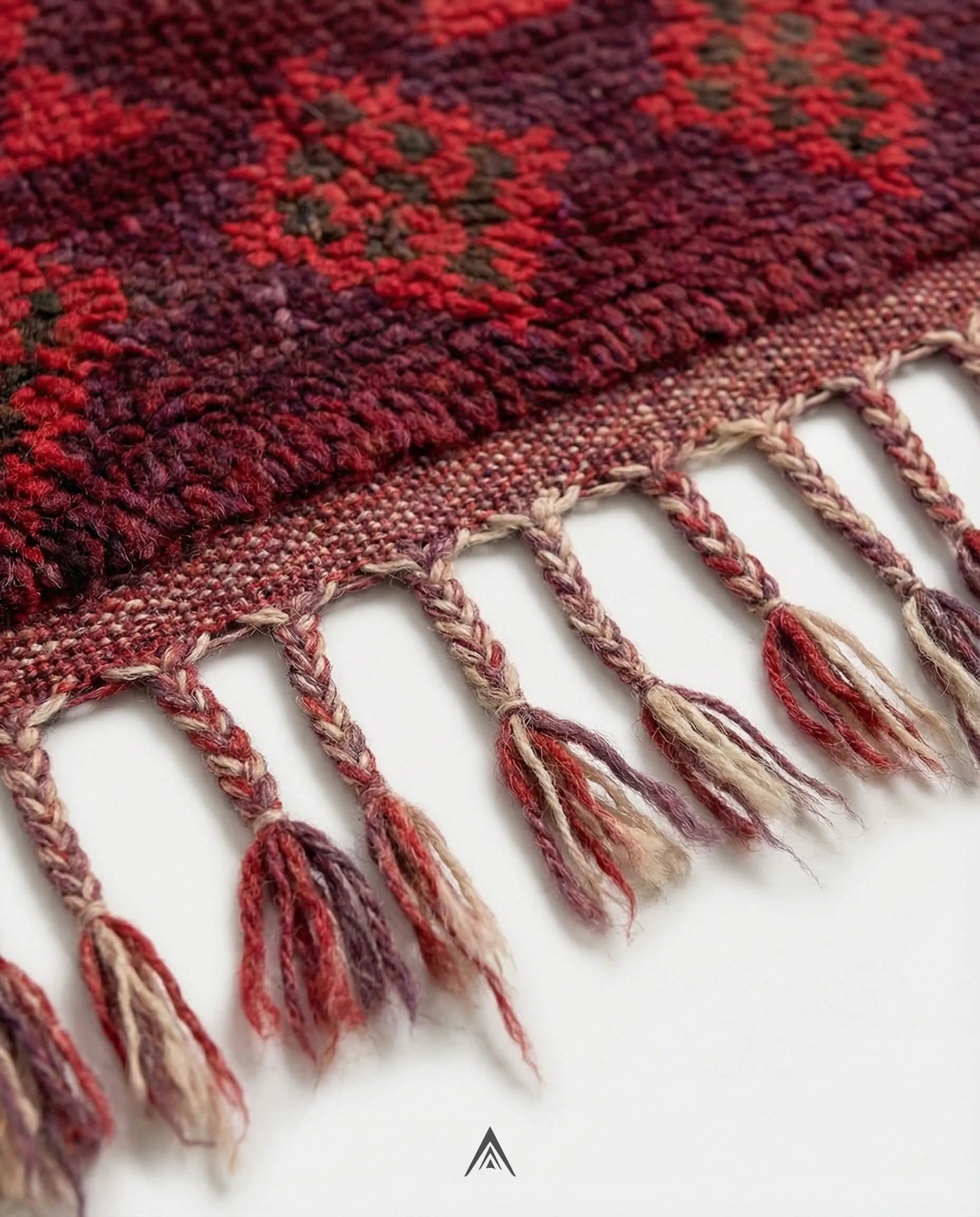 Antique Area Rug 6.6x9 ft — 200x277 cm-Berber Handicraft