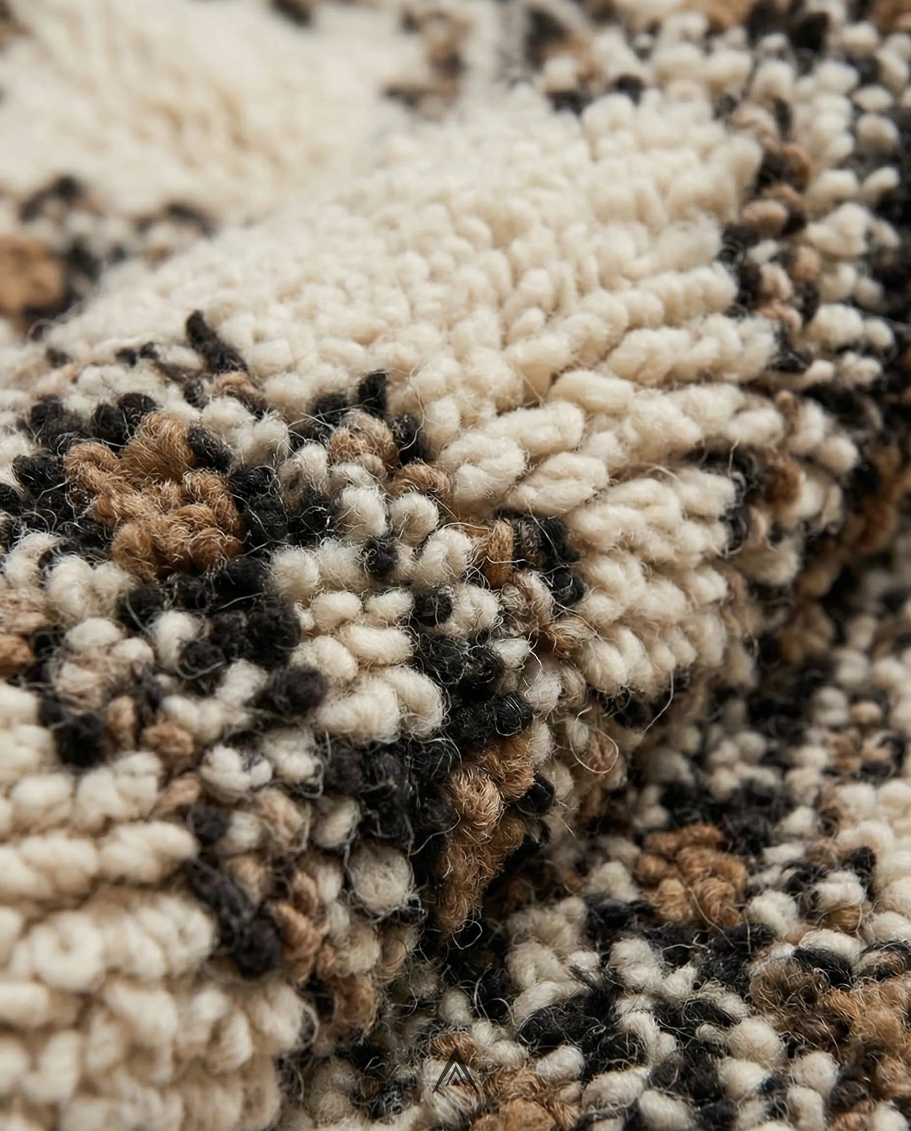 Antique Berber Rug 5.7x9 ft — 175x275 cm-Berber Handicraft