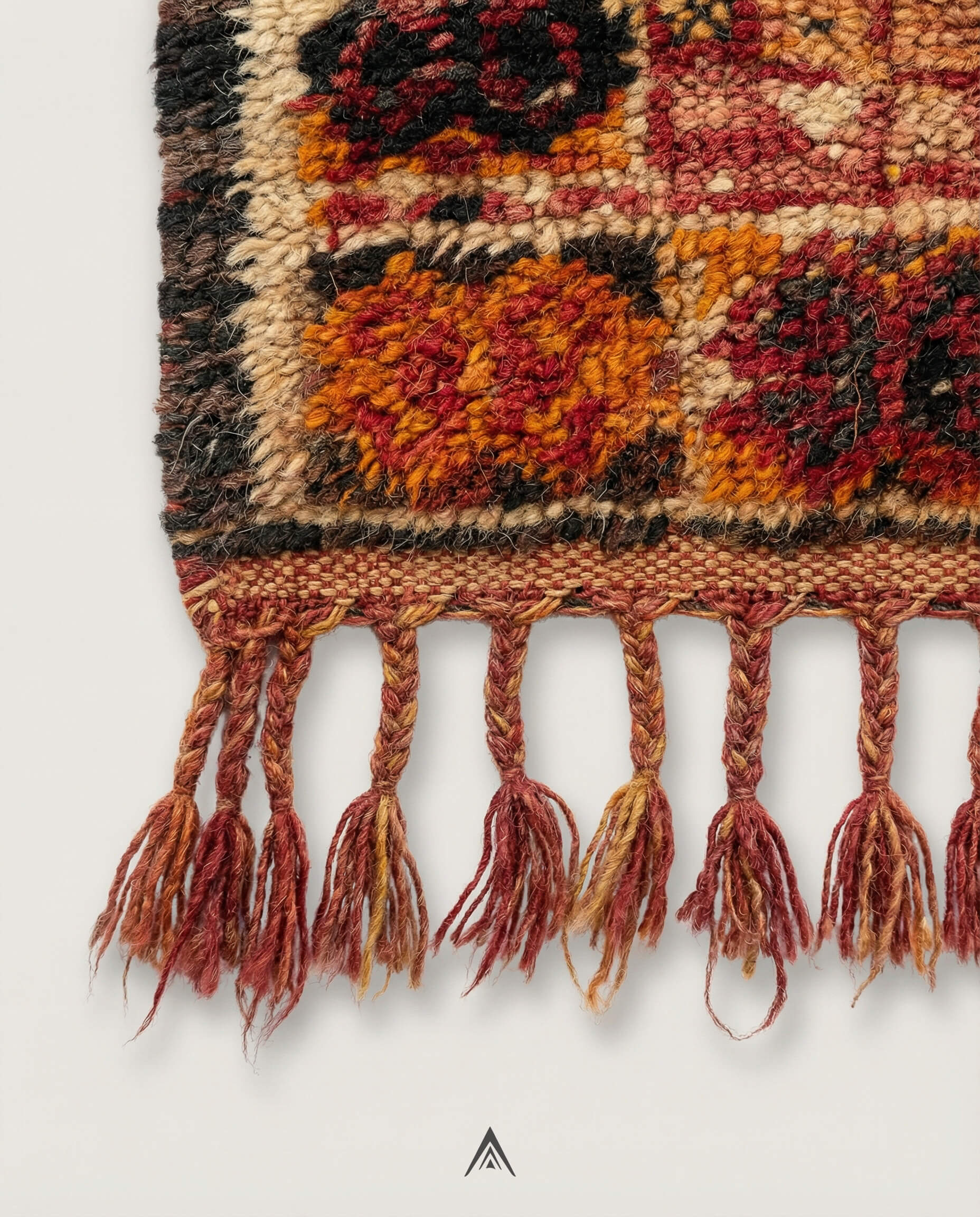 Antique Distressed Rug 6.7x9 ft — 205x280 cm-Berber Handicraft