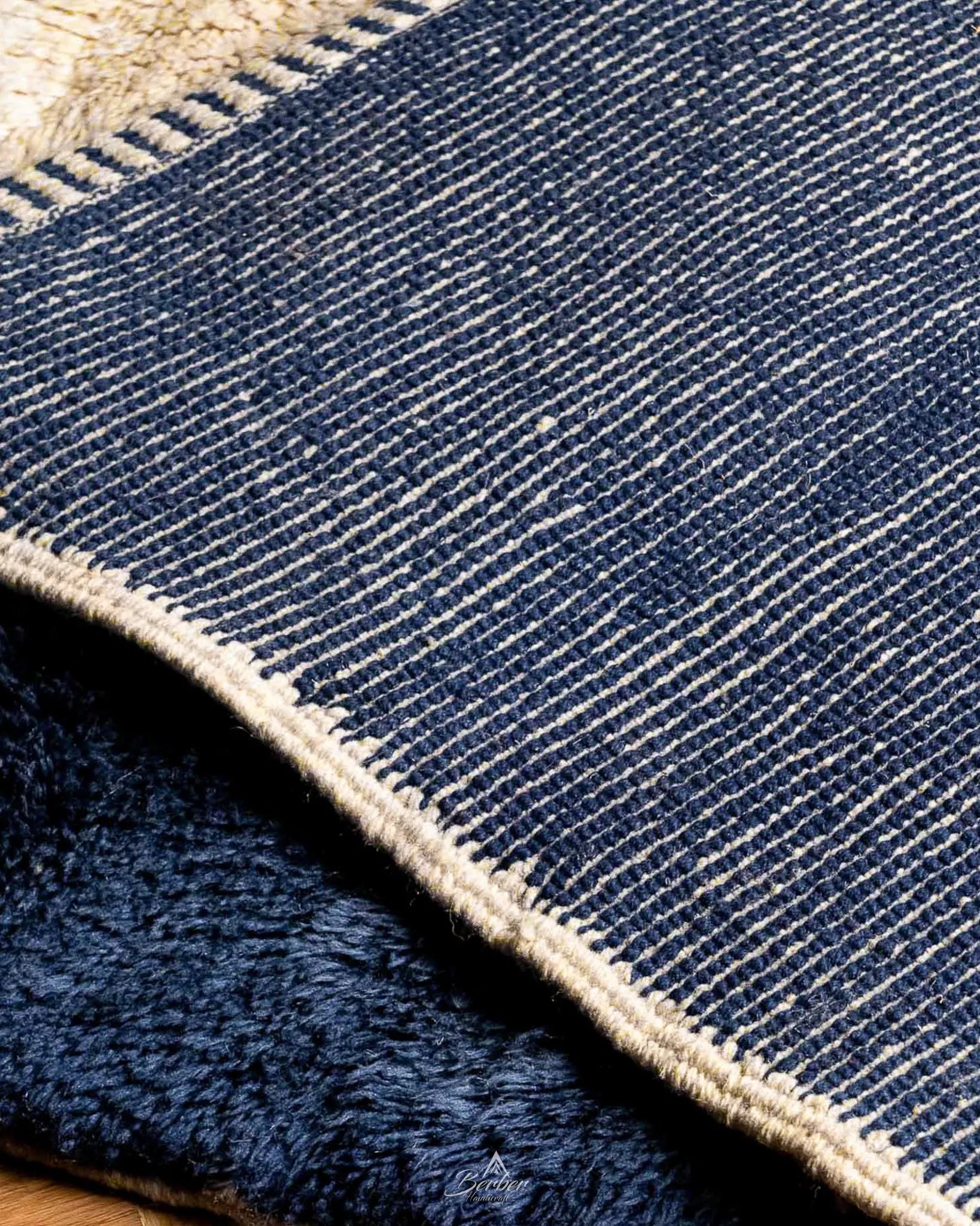 Artistic Wool Rug 3 X 5 Ft | 90 X 150 Cm / With Tassels / Short (0.4” / 1 cm)