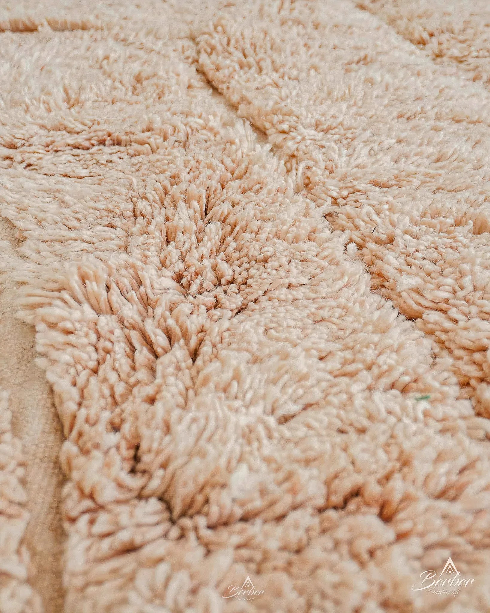 Beige Beni Rug 3 X 5 Ft | 90 X 150 Cm / With Tassels / Short (0.4” / 1 cm)