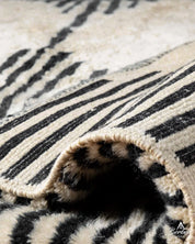 Beni Ourain Moroccan Rug 3 X 5 Ft | 90 X 150 Cm / With Tassels / Short (0.4” / 1 cm)