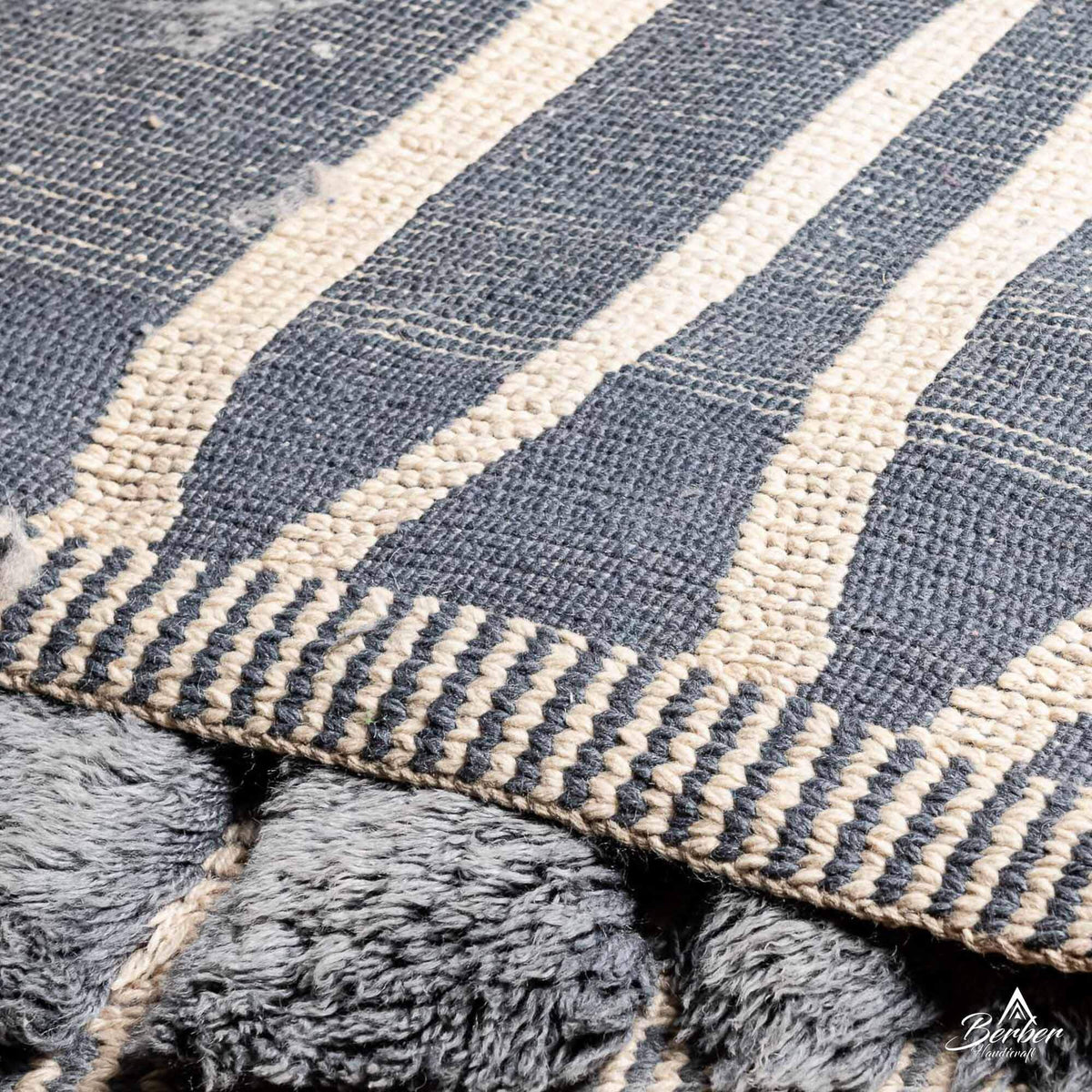 Bold Beni Ourain Rug - Berber Handicraft