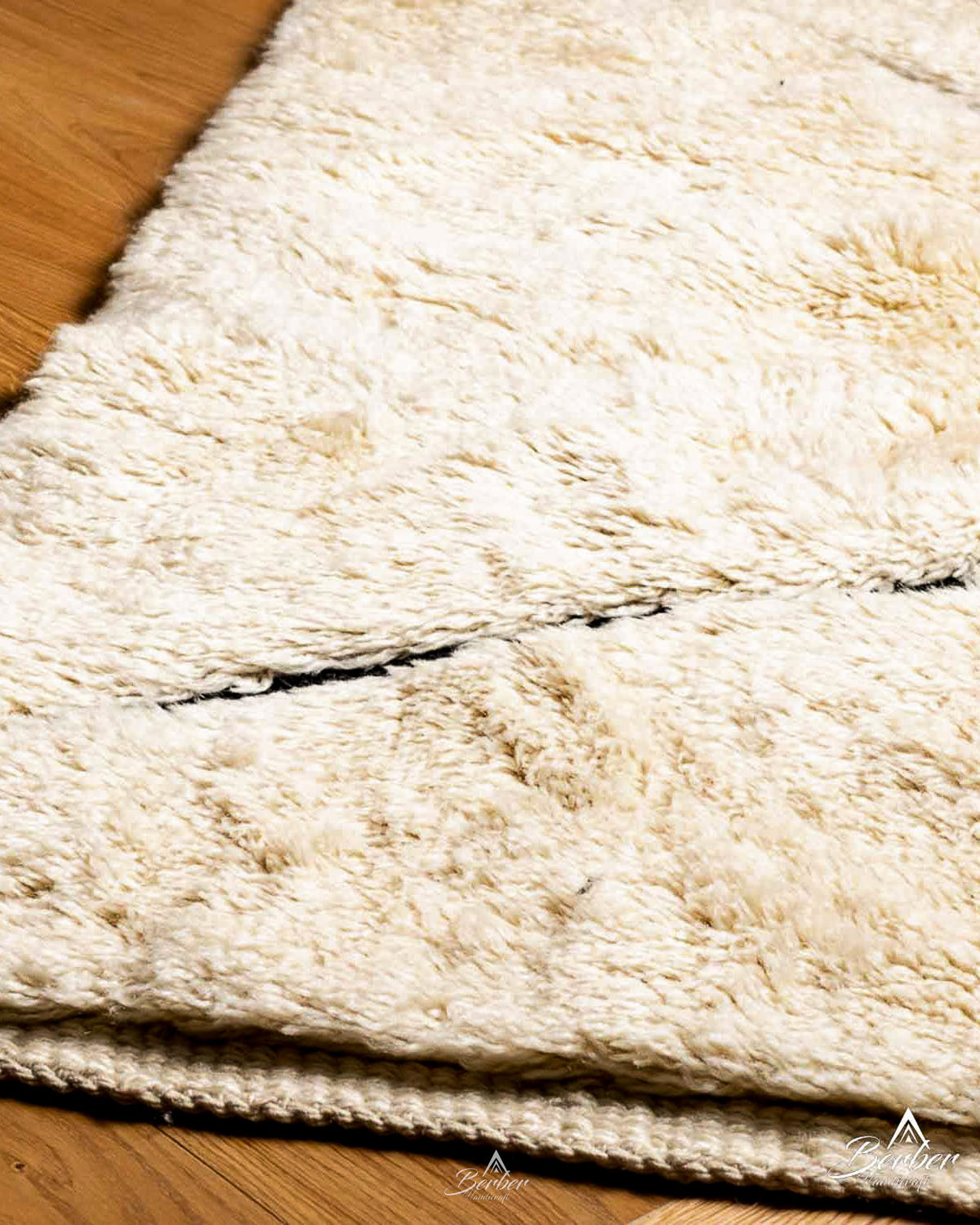 Beni Ourain Rug Runner 2 X 6 Ft | 60 X 180 Cm / With Tassels / Short (0.4” / 1 cm)