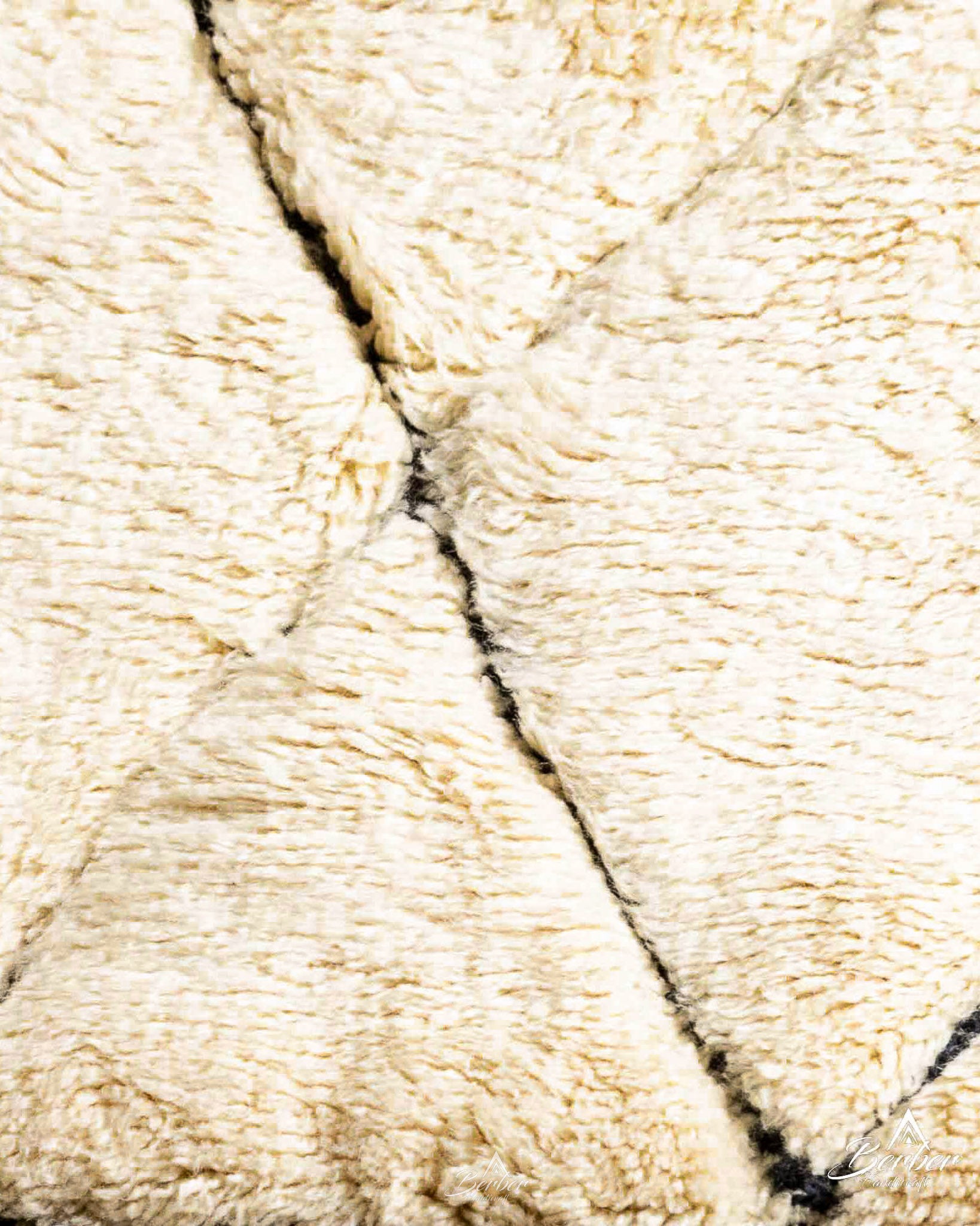 Handknotted Beni Ourain Rug 3 X 5 Ft | 90 X 150 Cm / With Tassels / Short (0.4” / 1 cm)