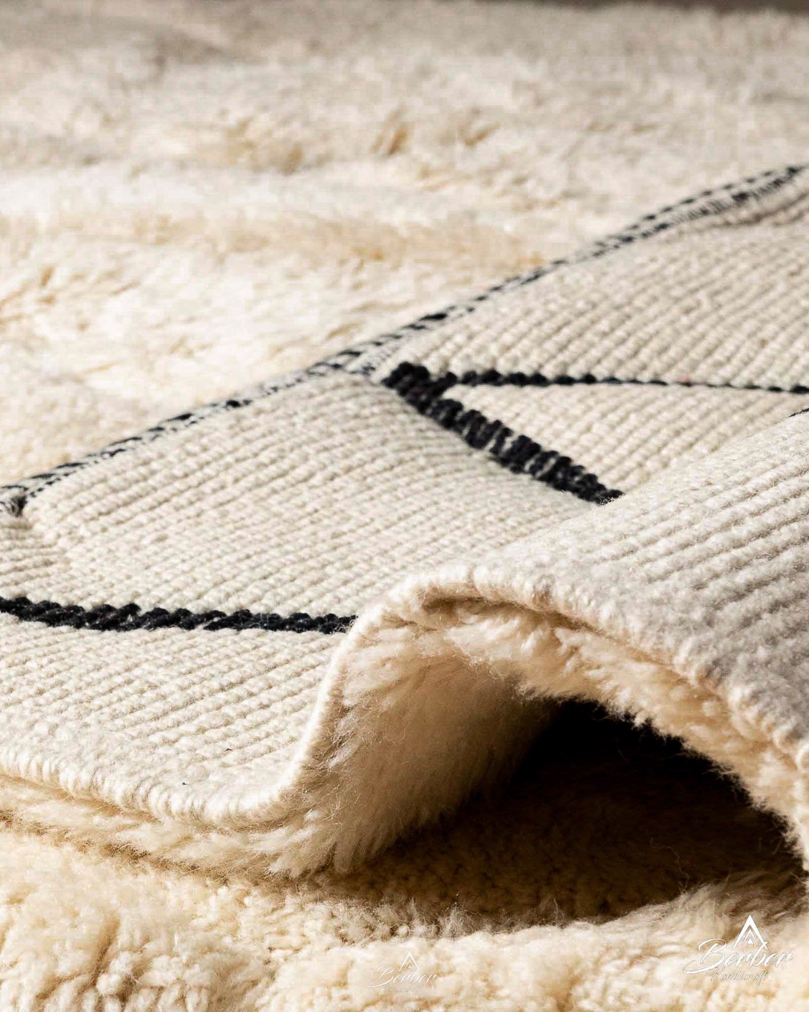 Handknotted Beni Ourain Rug 3 X 5 Ft | 90 X 150 Cm / With Tassels / Short (0.4” / 1 cm)
