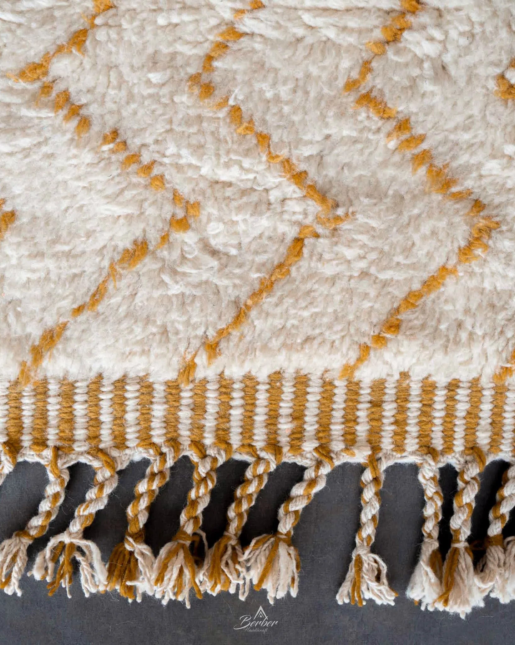Berber Minimalist Rug 3 X 5 Ft | 90 X 150 Cm / With Tassels / Short (0.4” / 1 cm)