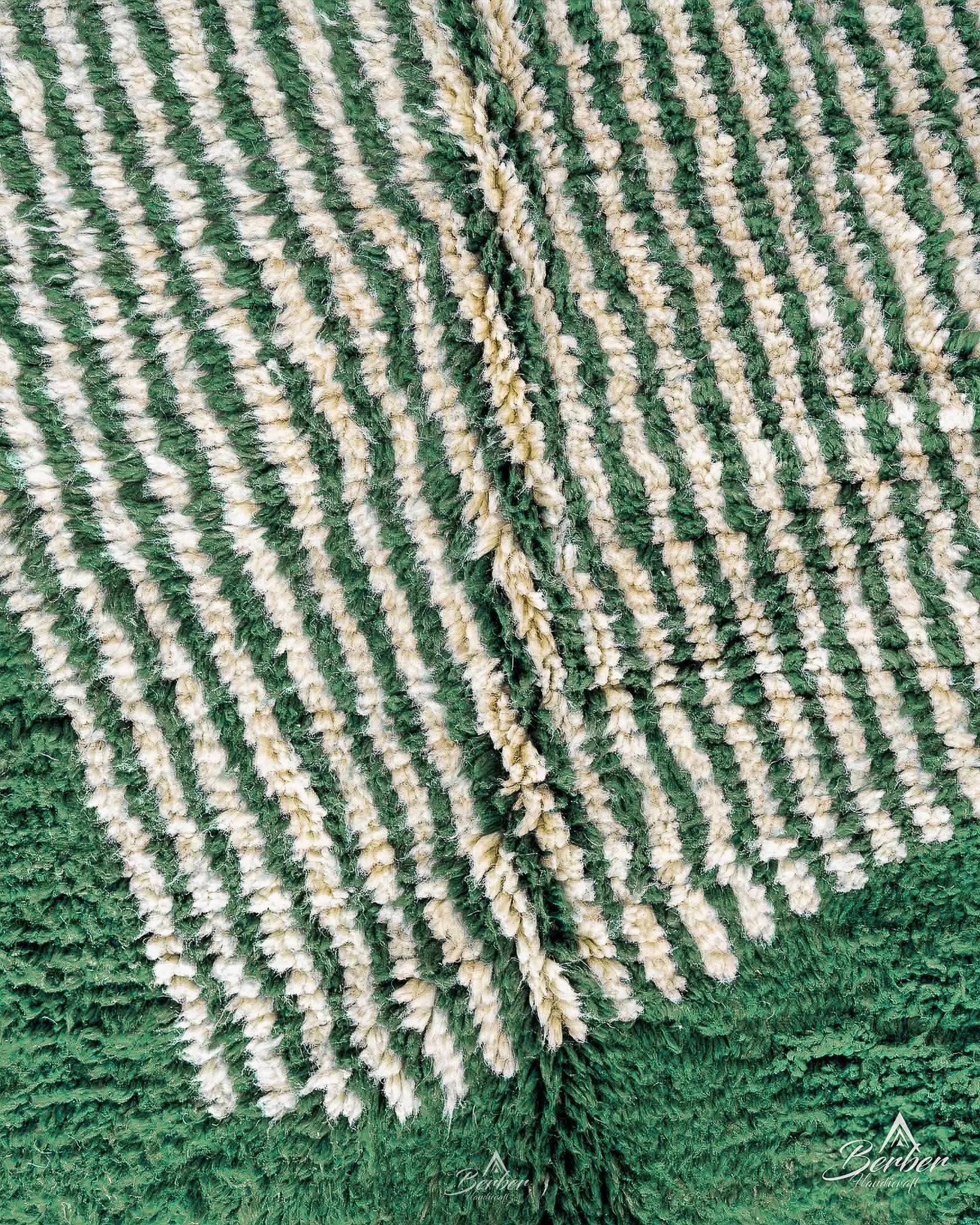 Black Green Moroccan Rug 3 X 5 Ft | 90 X 150 Cm / With Tassels / Short (0.4” / 1 cm)