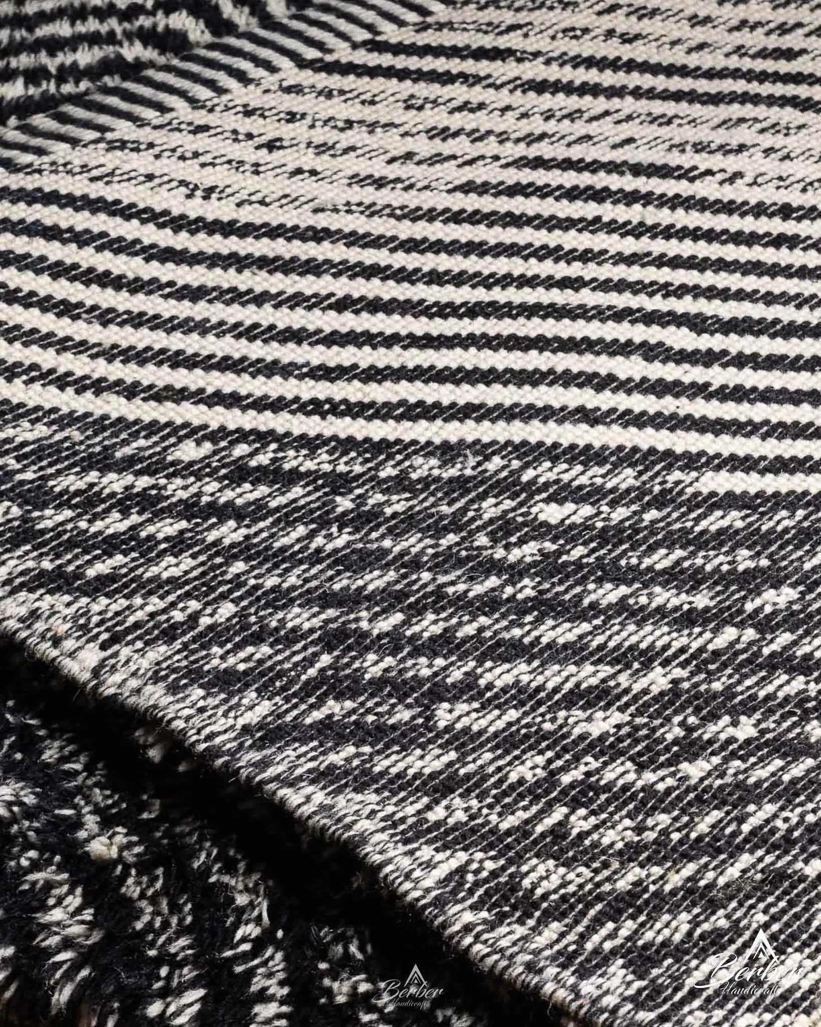 Black Moroccan Berber Rug-Berber Handicraft