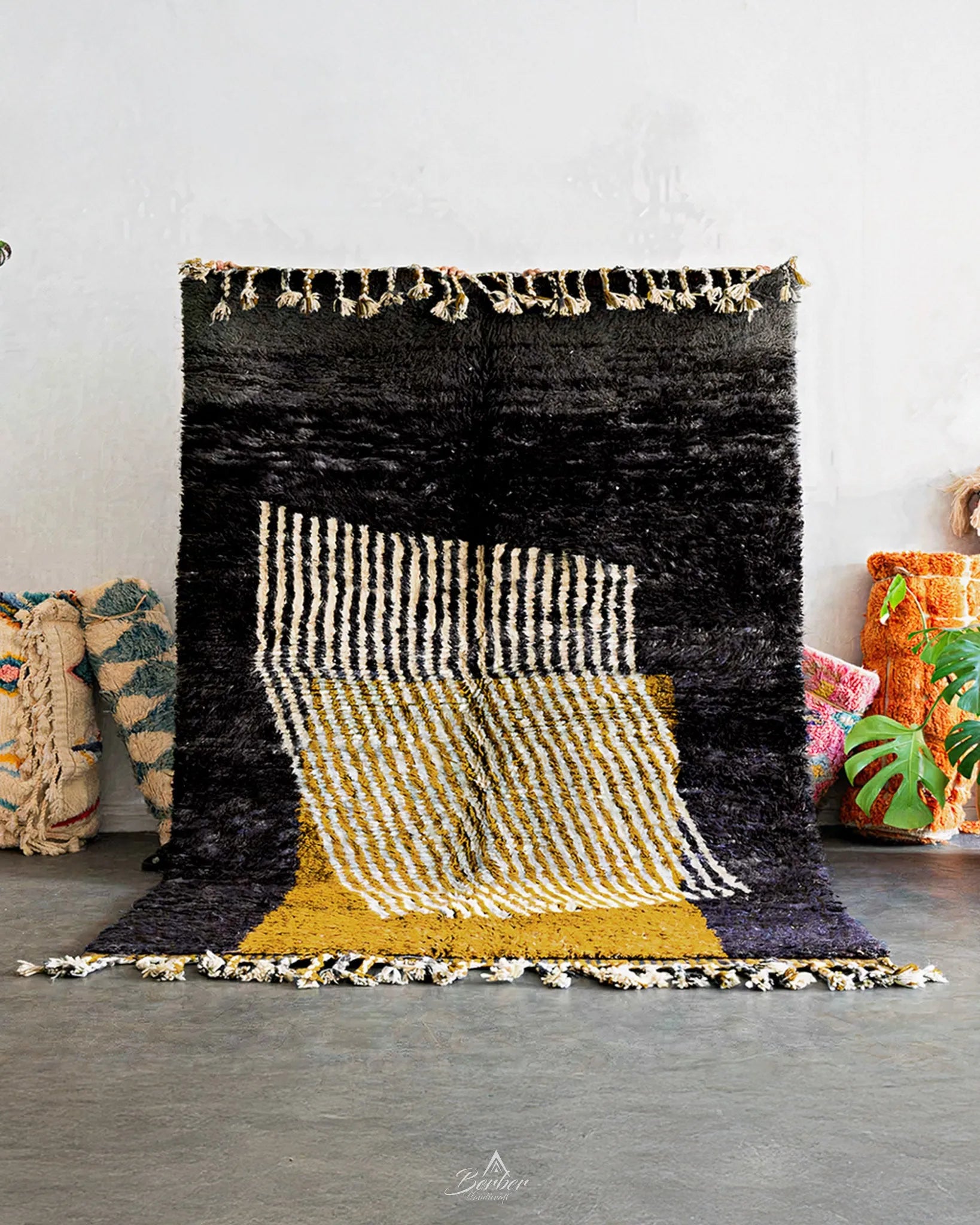 Black Moroccan Rug 3 X 5 Ft | 90 X 150 Cm / With Tassels / Short (0.4” / 1 cm)