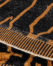 Black Wool Area Rug 3 X 5 Ft | 90 X 150 Cm / With Tassels / Short (0.4” / 1 cm)
