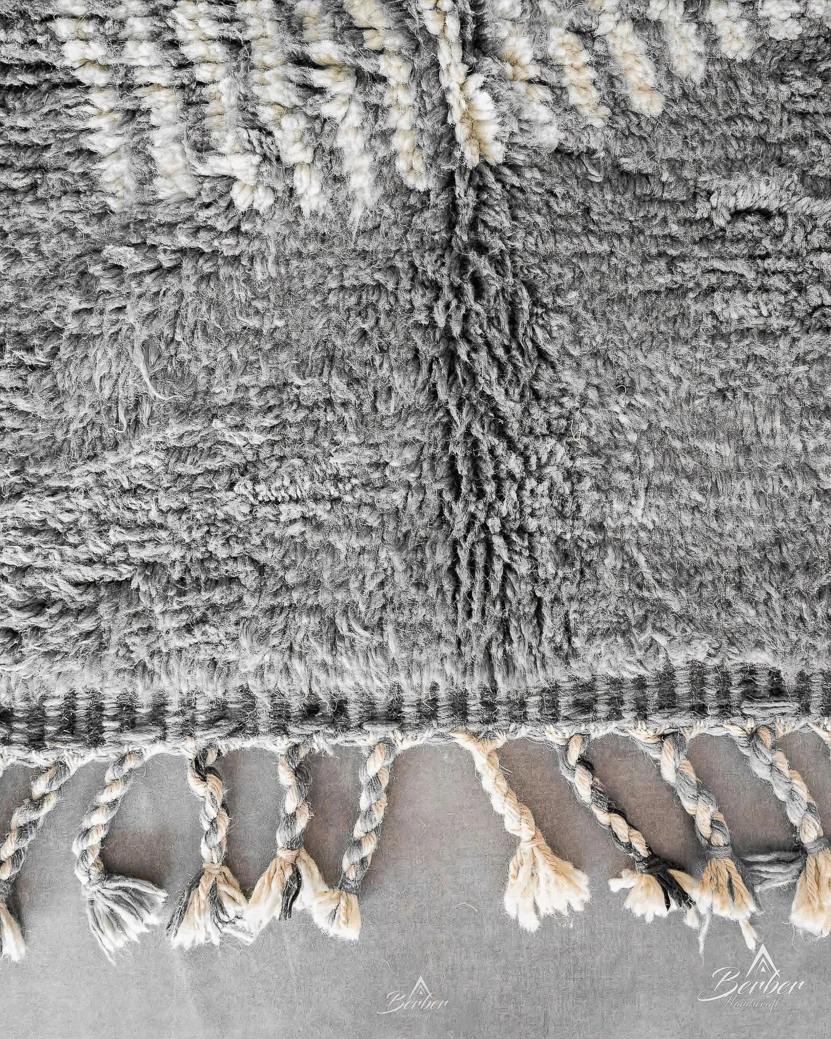 Black and Gray Berber Rug 3 X 5 Ft | 90 X 150 Cm / With Tassels / Short (0.4” / 1 cm)