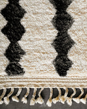 Black and White Berber Rug 3 X 5 Ft | 90 X 150 Cm / With Tassels / Short (0.4” / 1 cm)