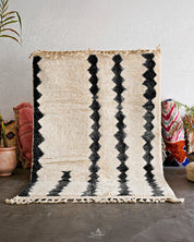 Black and White Berber Rug 3 X 5 Ft | 90 X 150 Cm / With Tassels / Short (0.4” / 1 cm)