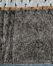 Black and White Polka Dot Rug-Berber Handicraft