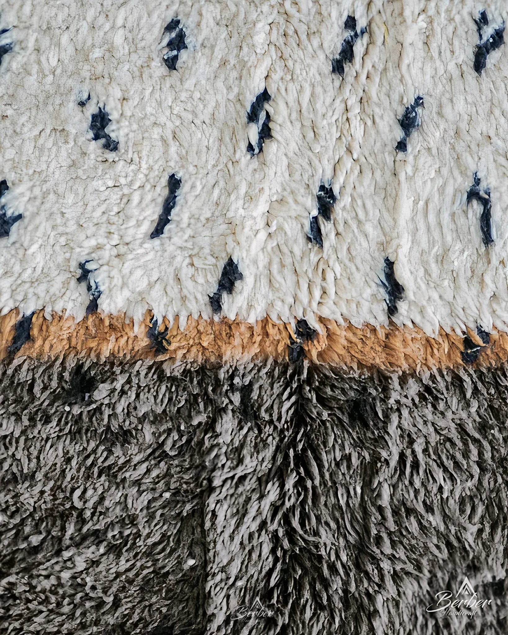 Black and White Polka Dot Rug-Berber Handicraft