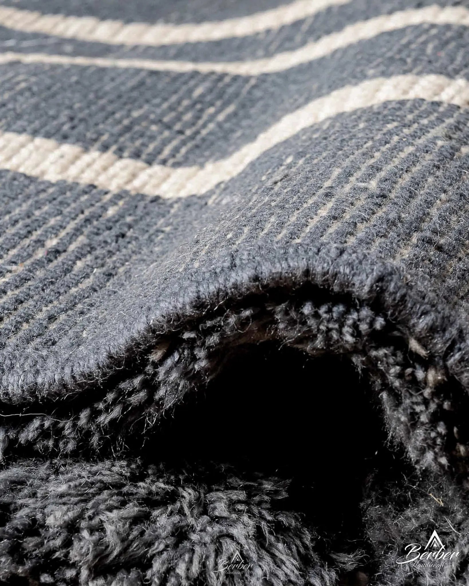 Bold Beni Ourain Rug 3 X 5 Ft | 90 X 150 Cm / With Tassels / Short (0.4” / 1 cm)