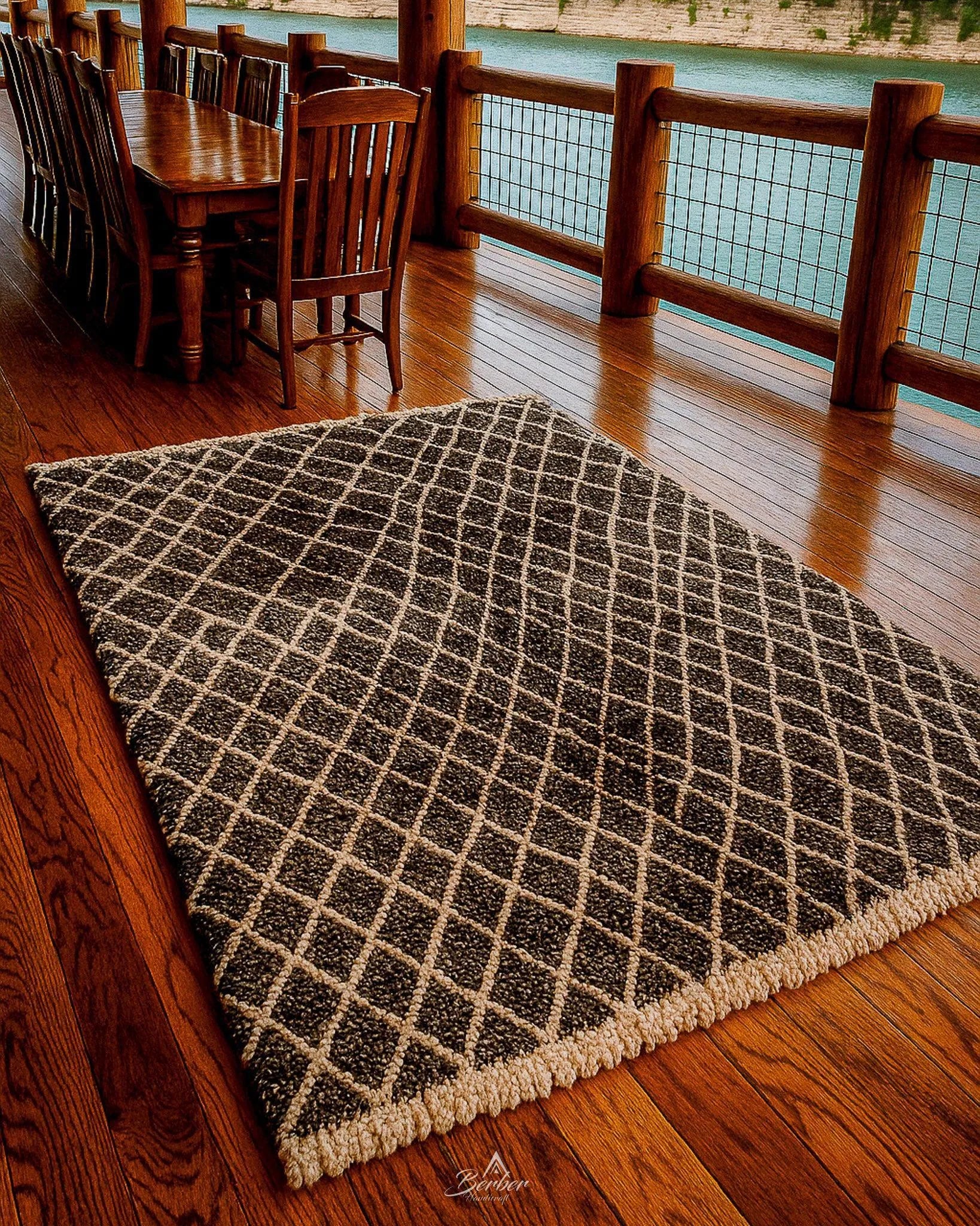 Bold Berber Rug 3 X 5 Ft | 90 X 150 Cm / With Tassels / Short (0.4” / 1 cm)