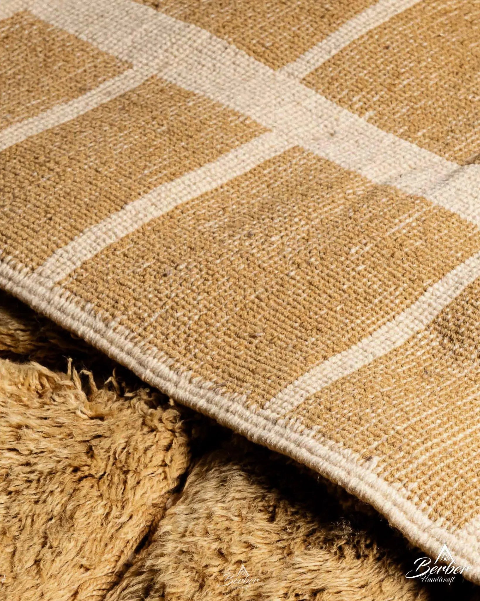 Brown Morrocan Area Rug 3 X 5 Ft | 90 X 150 Cm / With Tassels / Short (0.4” / 1 cm)