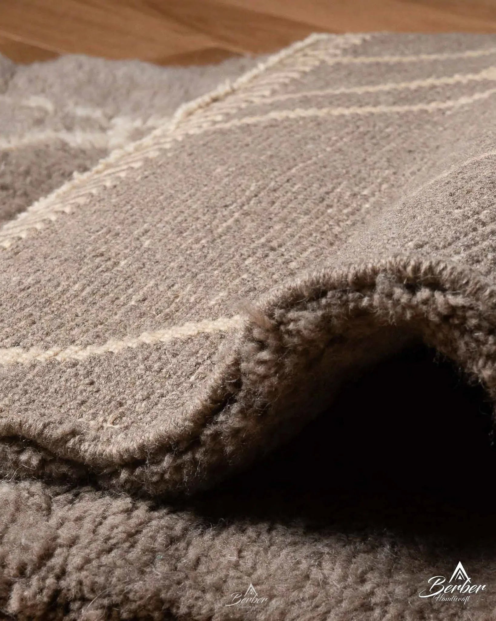 Brown Wool Runner Rug 2 X 6 Ft | 60 X 180 Cm / With Tassels / Short (0.4” / 1 cm)