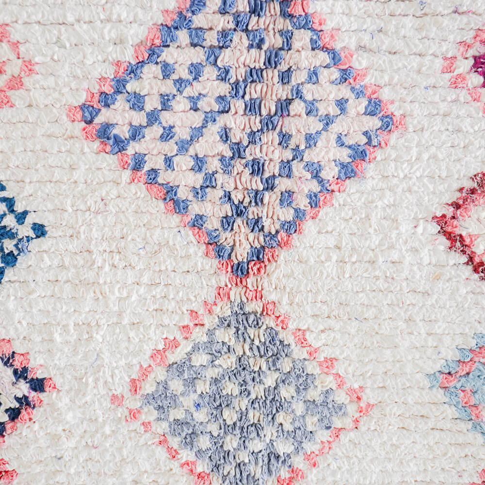 White and pink Boucherouite rug-Berber Handicraft