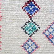White and pink Boucherouite rug-Berber Handicraft