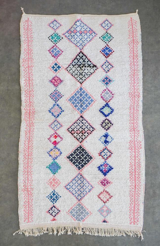 White and pink Boucherouite rug-Berber Handicraft