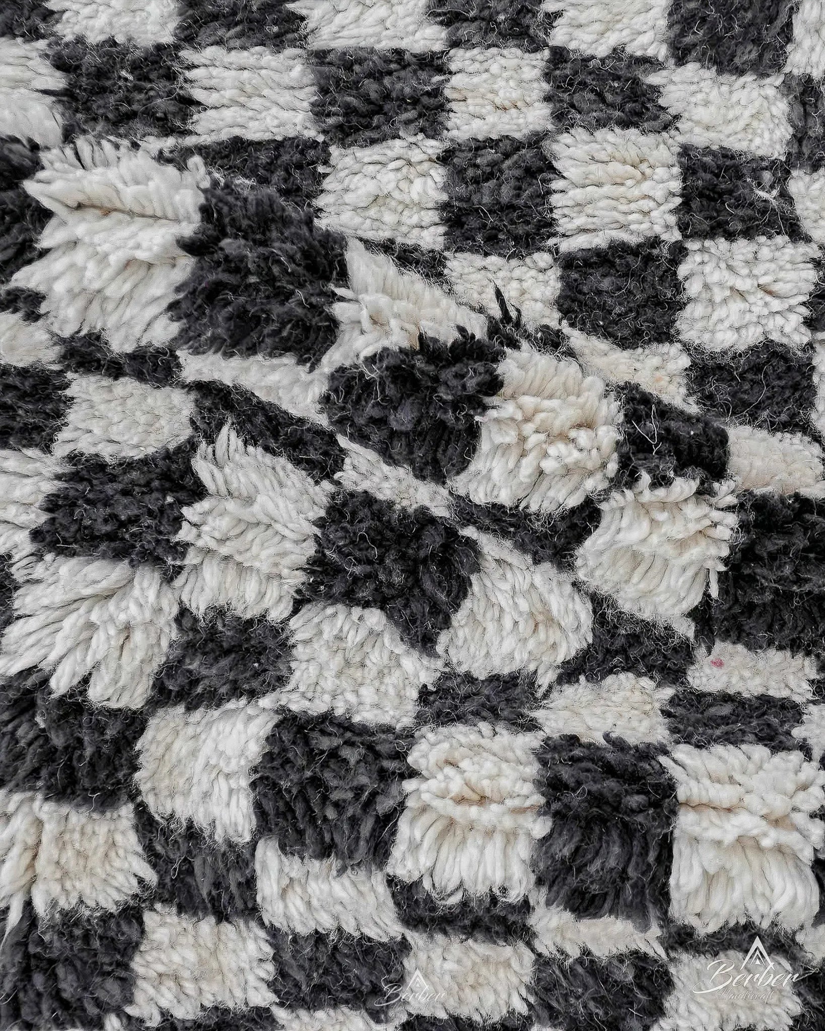 Chess Runner Rug 2 X 6 Ft | 60 X 180 Cm / With Tassels / Short (0.4” / 1 cm)