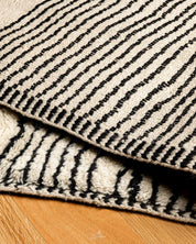 Custom Beni Ourain Rug 3 X 5 Ft | 90 X 150 Cm / With Tassels / Short (0.4” / 1 cm)