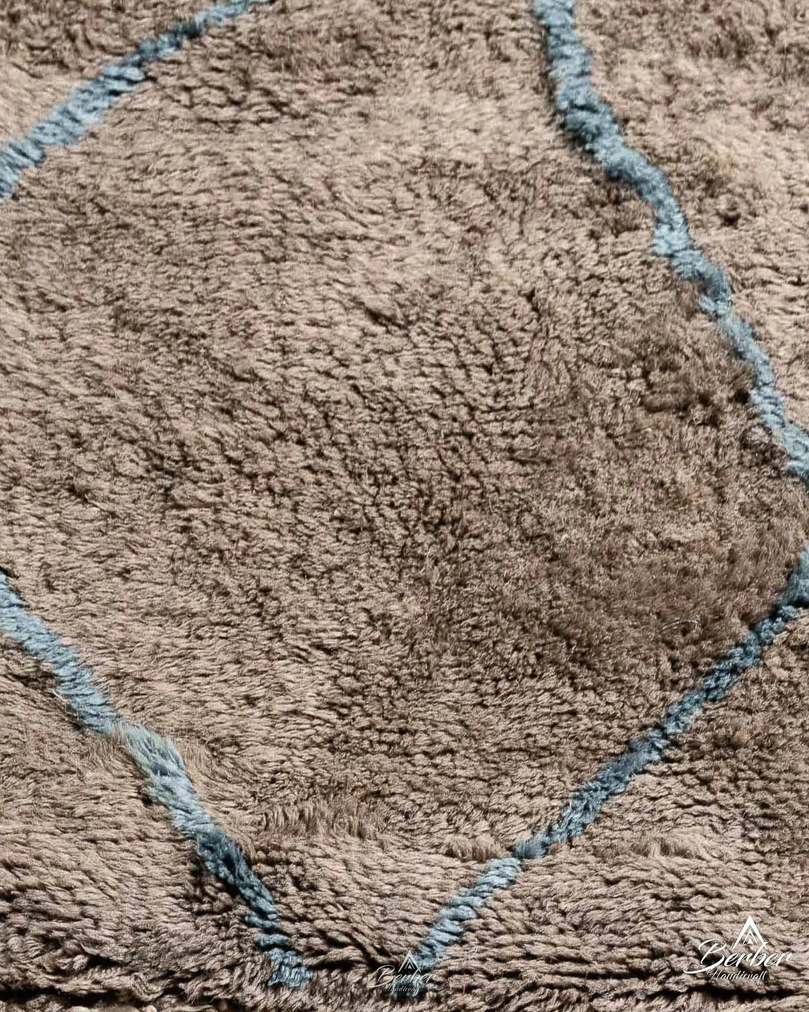 Custom Handwoven Rug-Berber Handicraft