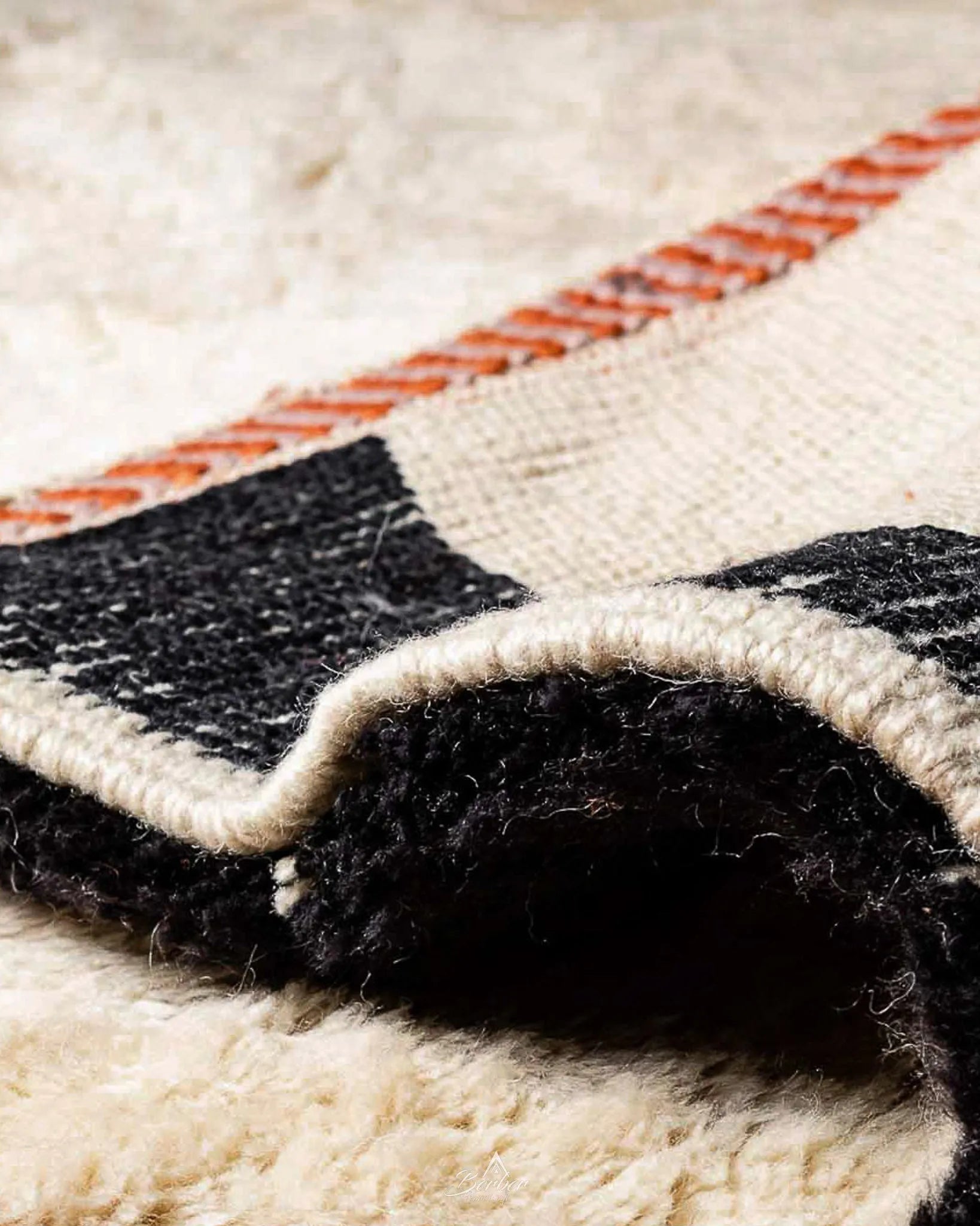 Decorative Handwoven Rug 3 X 5 Ft | 90 X 150 Cm / With Tassels / Short (0.4” / 1 cm)